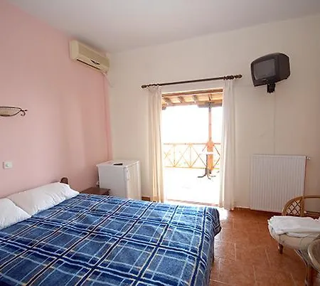 Porto Kalliali 酒店